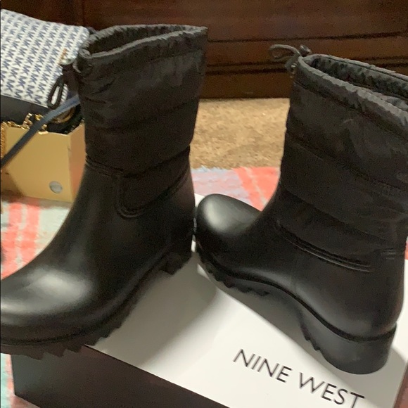 Nine west boots - Picture 2 of 7